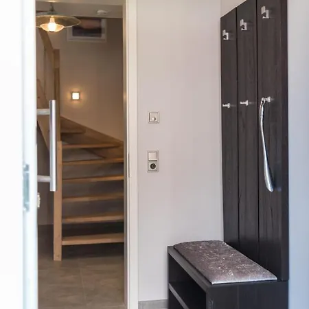 Haus Therese Mit Sauna * 징스트