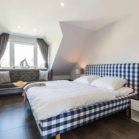 Ferienhaus Haus Therese Mit Sauna Ostseeheilbad Zingst